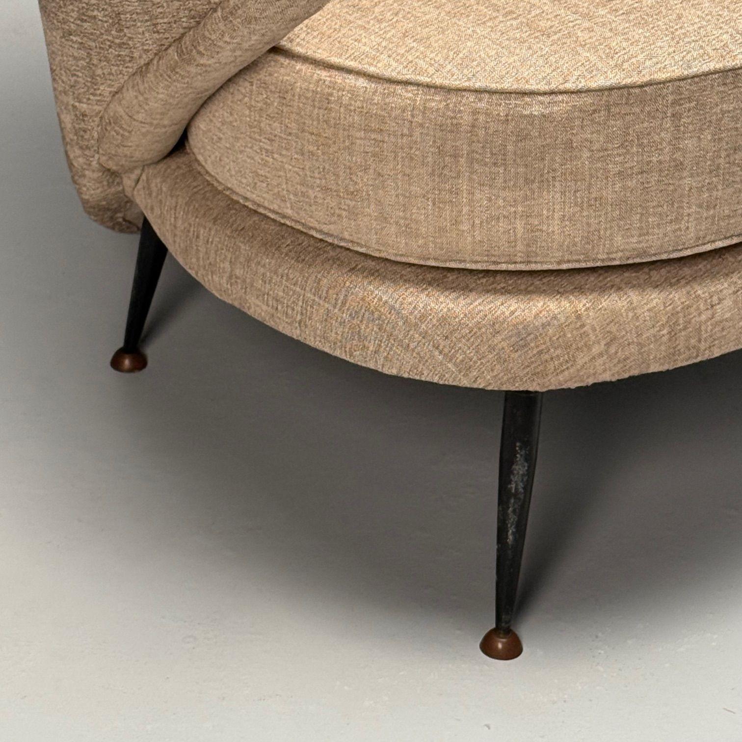 ISA Bergamo, Italian Mid-Century Modern, Armchair, Beige Linen, Brass, 1950s 5