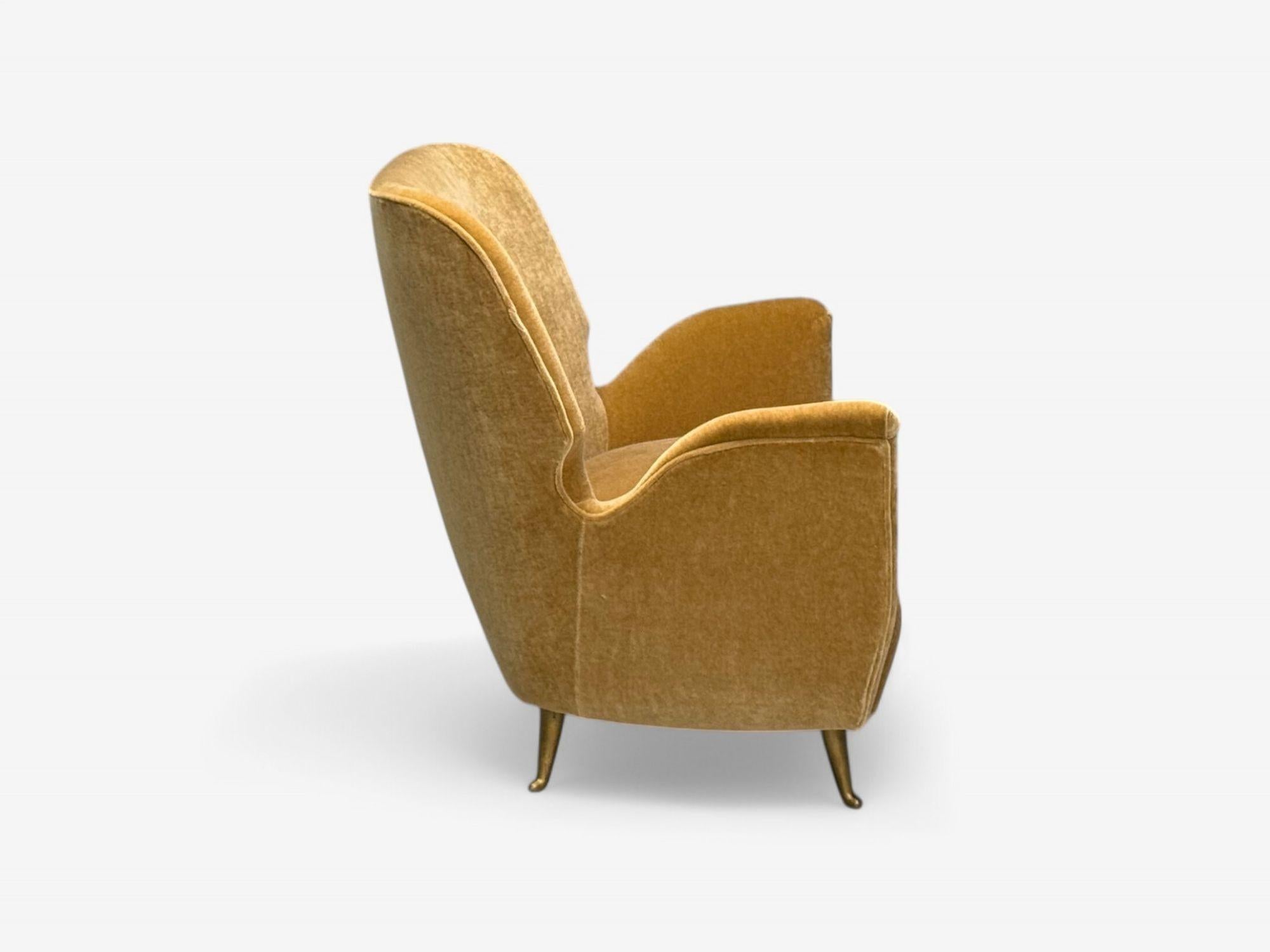 ISA Bergamo, modernité italienne du milieu du siècle, bronze, mohair camel, canapé, années 1950 en vente 1