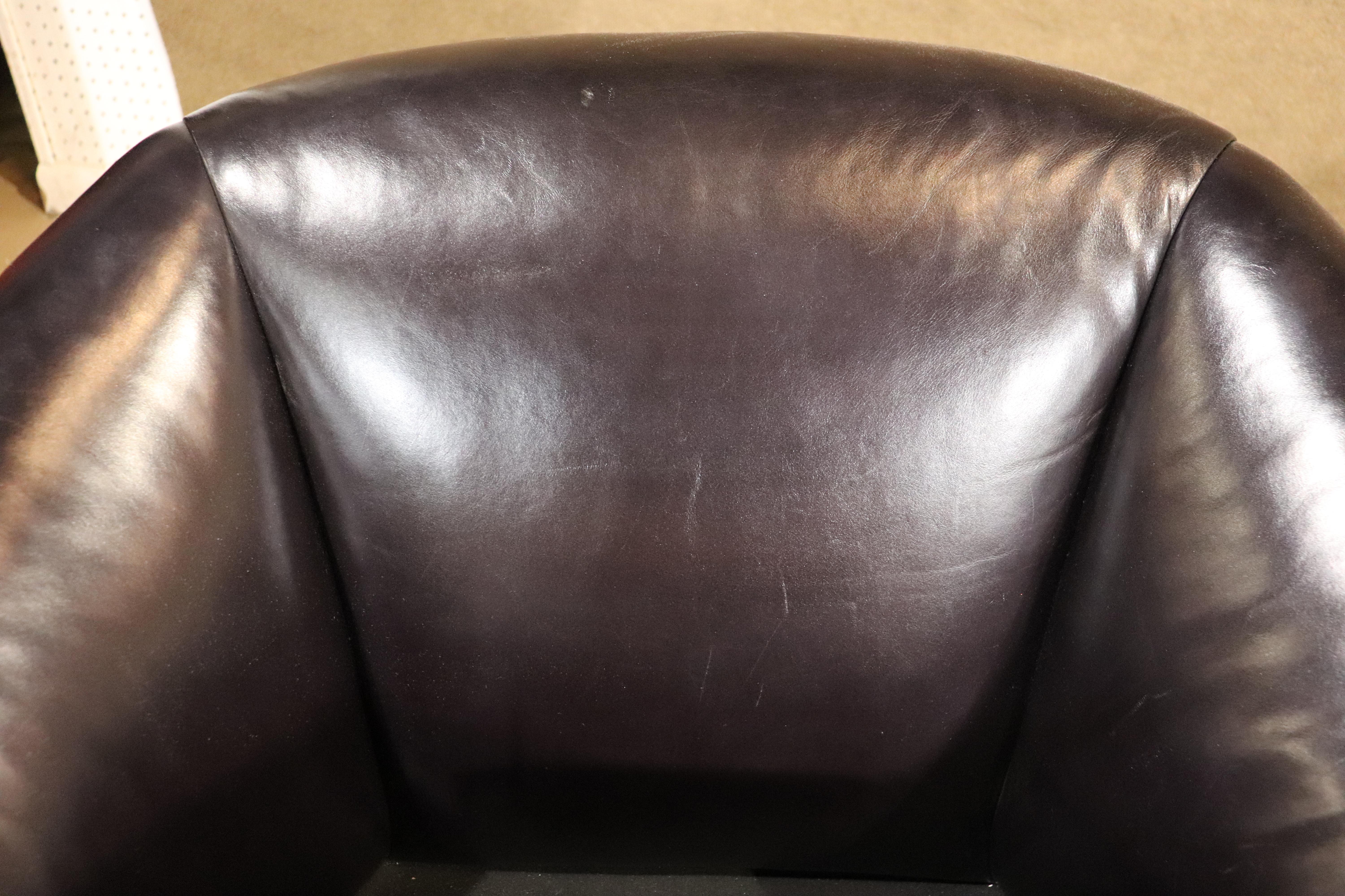Isa Bergamo Leather & Hide Tub Chairs For Sale 5