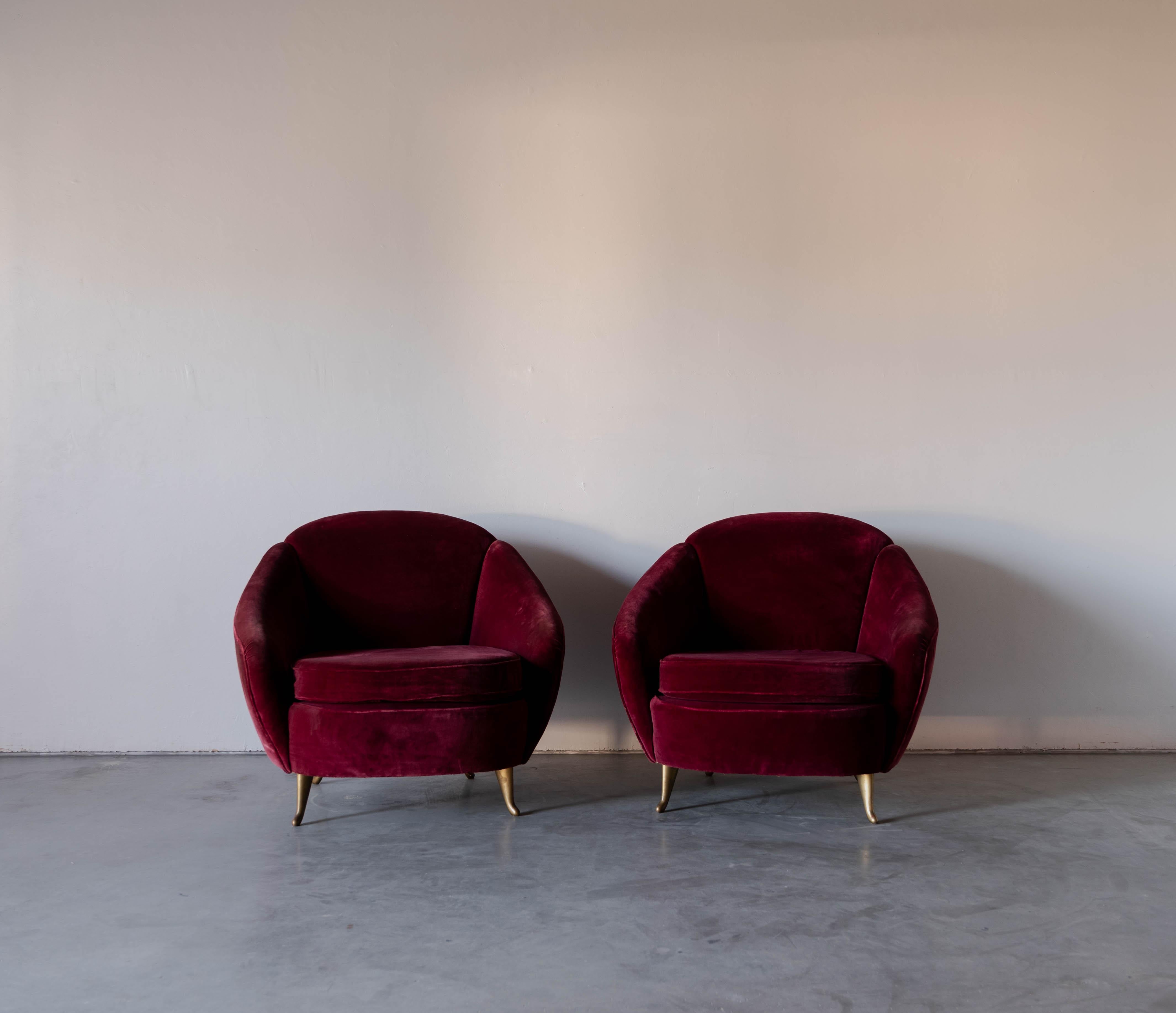 Mid-20th Century ISA Bergamo, Organic Lounge Chairs, Red Velvet, Brass, Italy, 1950s