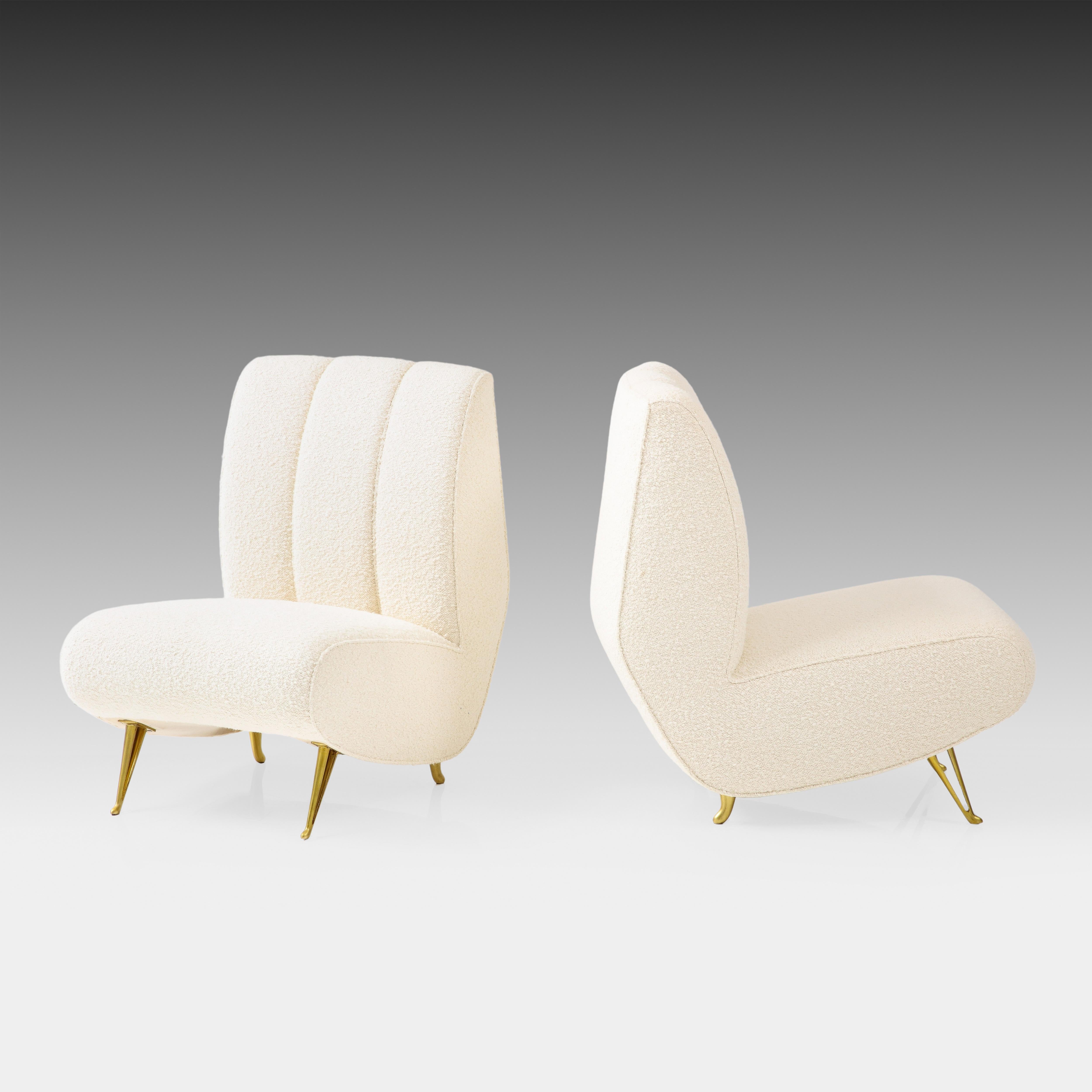 ISA Bergamo Rare Pair of Lounge or Slipper Chairs in Ivory Bouclé, Italy, 1950s In Good Condition For Sale In New York, NY