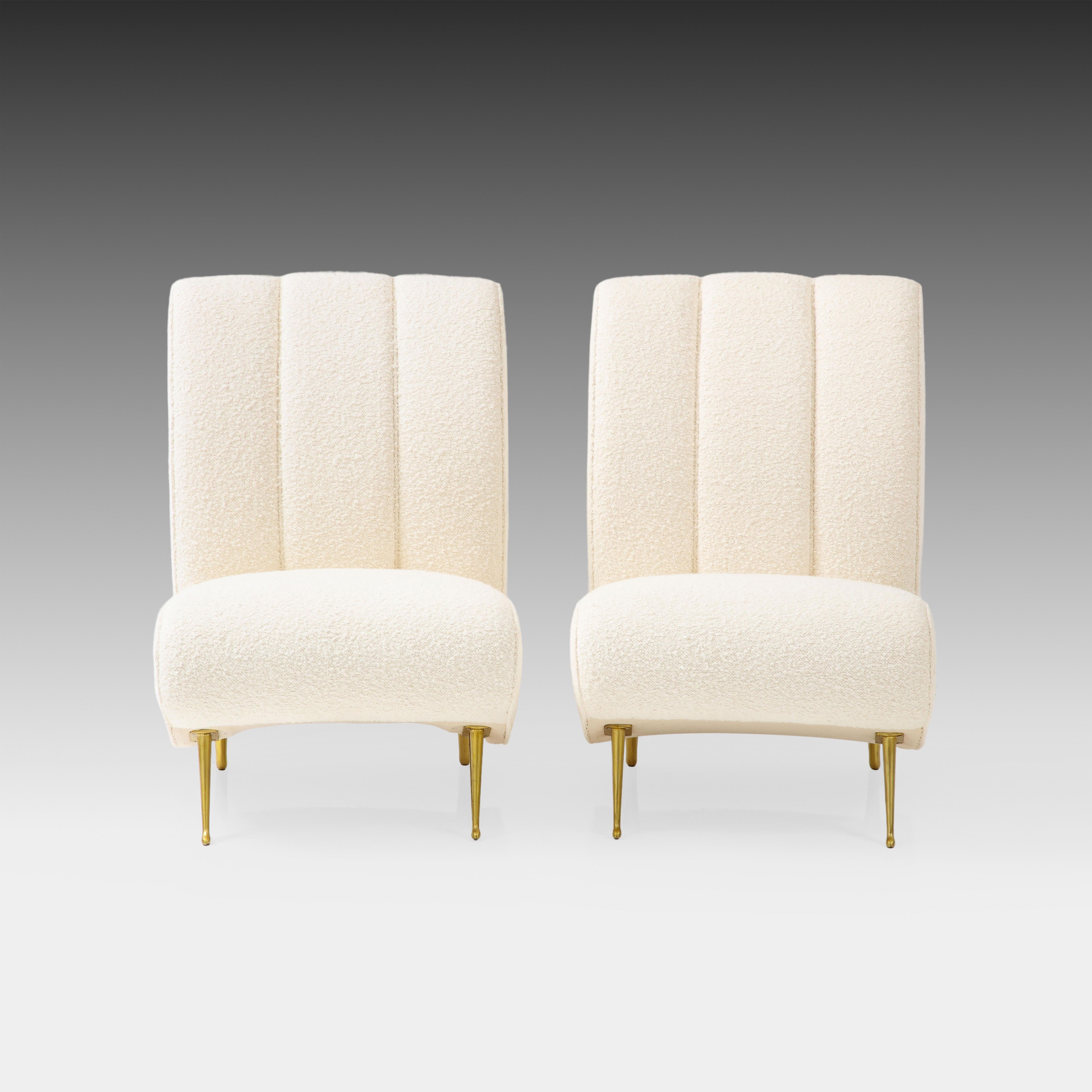 ISA Bergamo - Rare ensemble de canapé courbe et paire de chaises longues en bouclé ivoire en vente 8