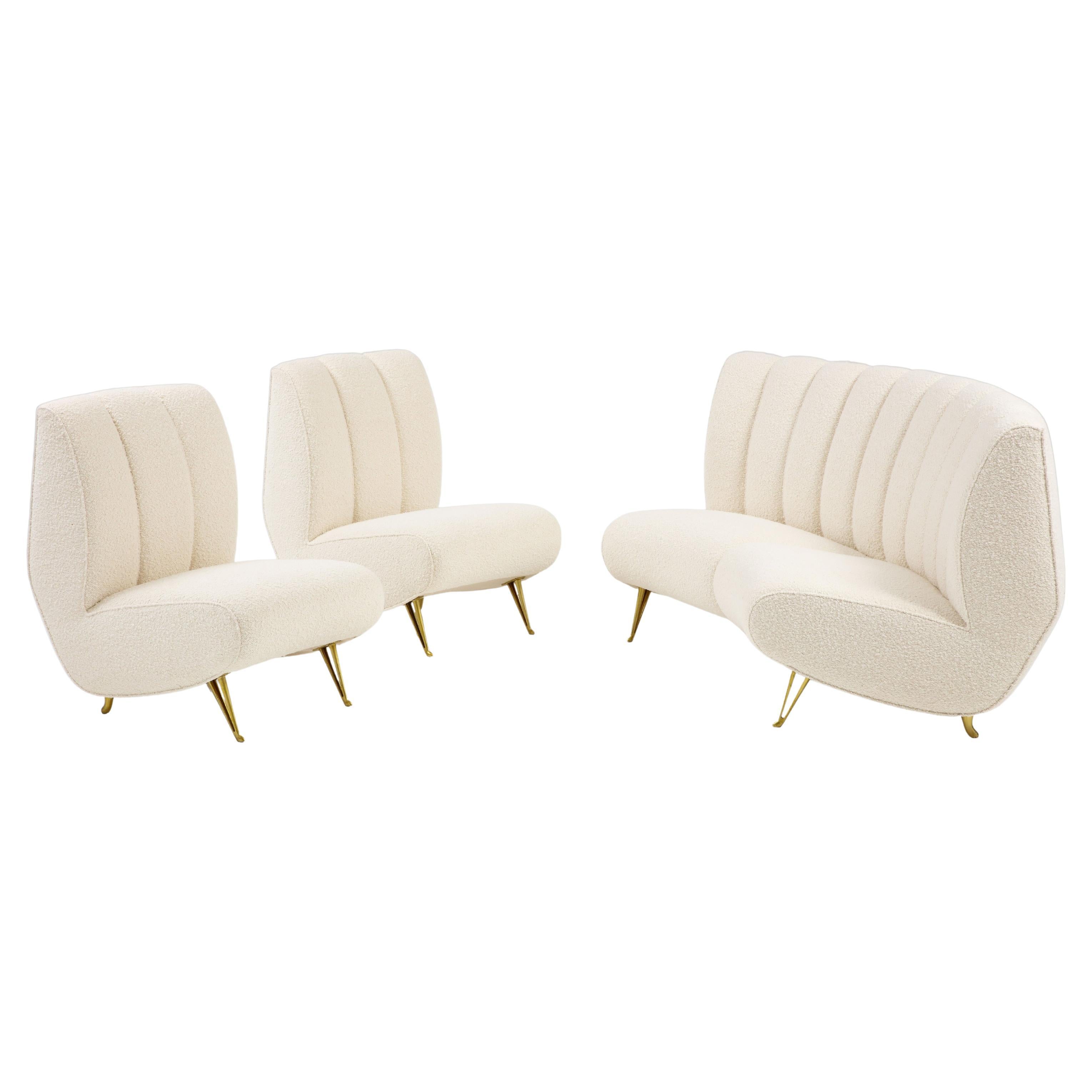 ISA Bergamo Seltenes Set aus geschwungenem Sofa und zwei Sesseln aus elfenbeinfarbenem Bouclé