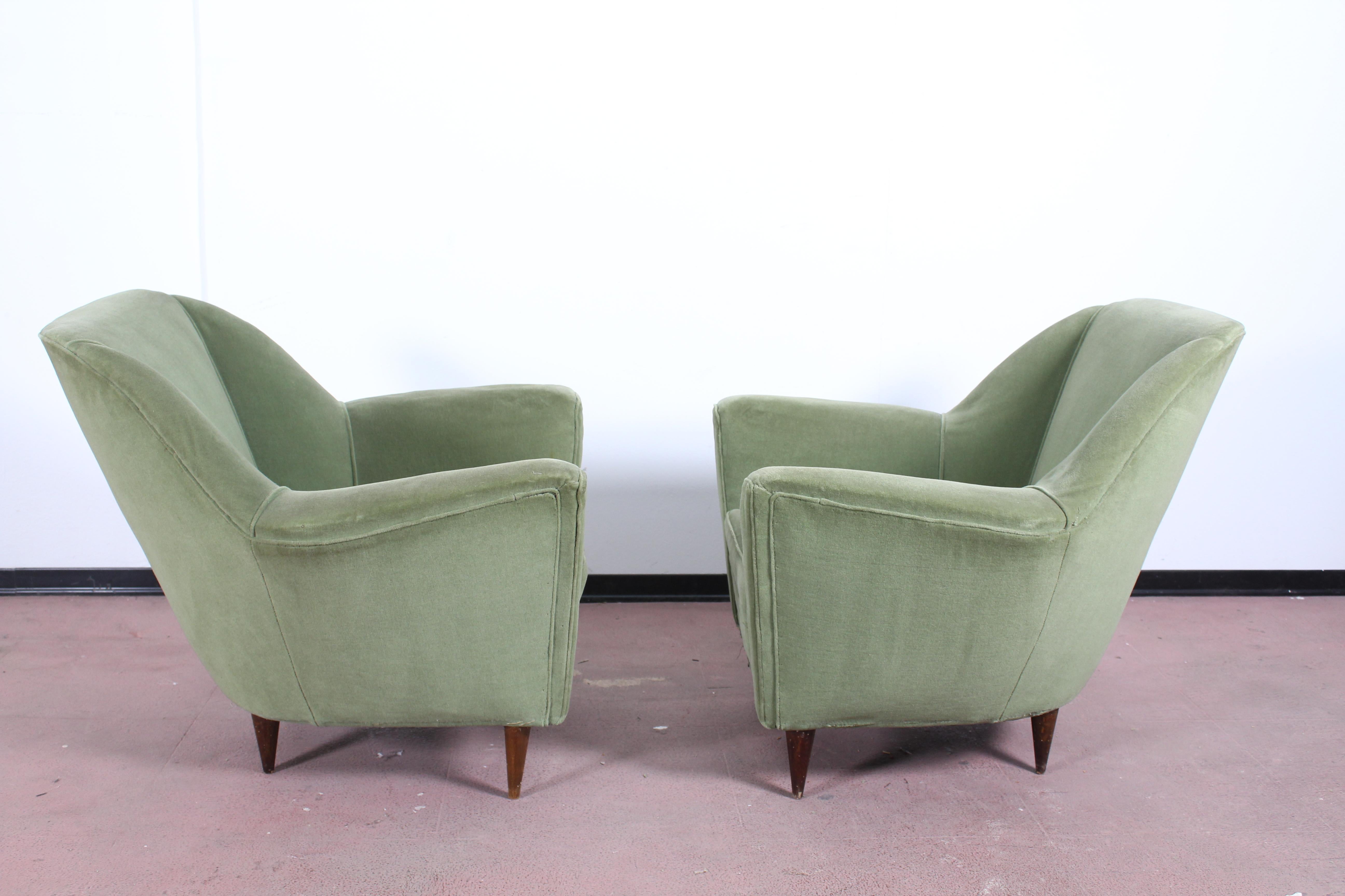 I.S.A. Midcentury Green Wooden Structure and Fabric Pair of Armchairs, 1950 3