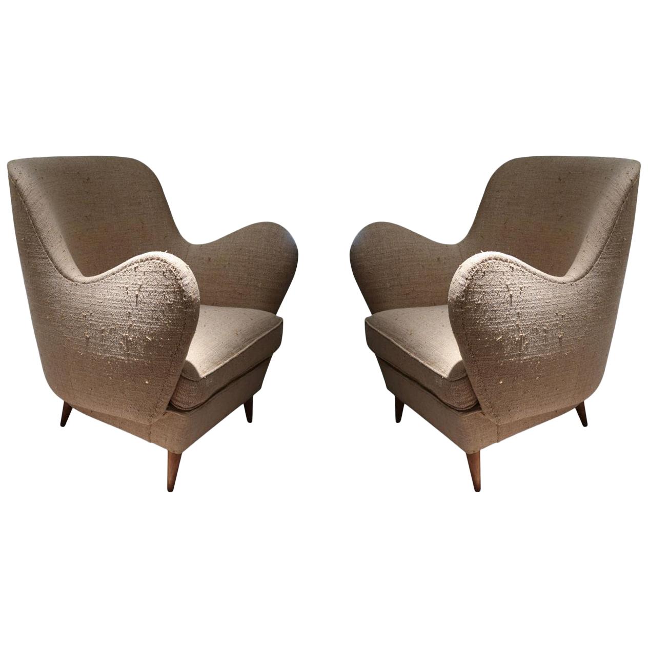 ISA, Pair of Beige Indian Silk and Wood Legs Midcentury Italian Armchairs, 1950 For Sale