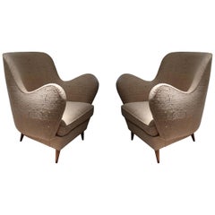 ISA, Pair of Beige Indian Silk and Wood Legs Midcentury Italian Armchairs, 1950