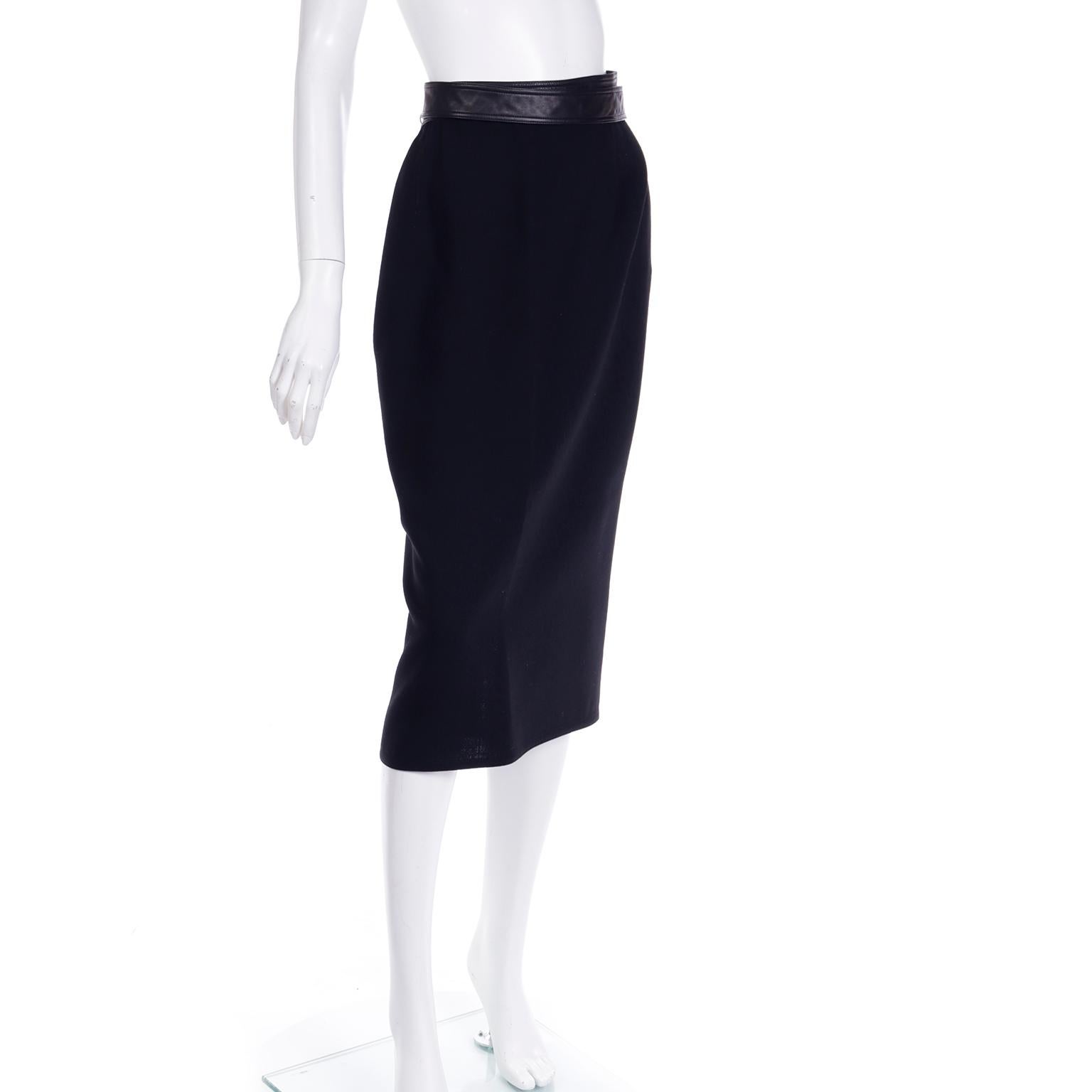 Isaac Mizrahi 1990s Vintage Black Wool Midi Skirt With Leather Trim & Belt In Excellent Condition For Sale In Portland, OR