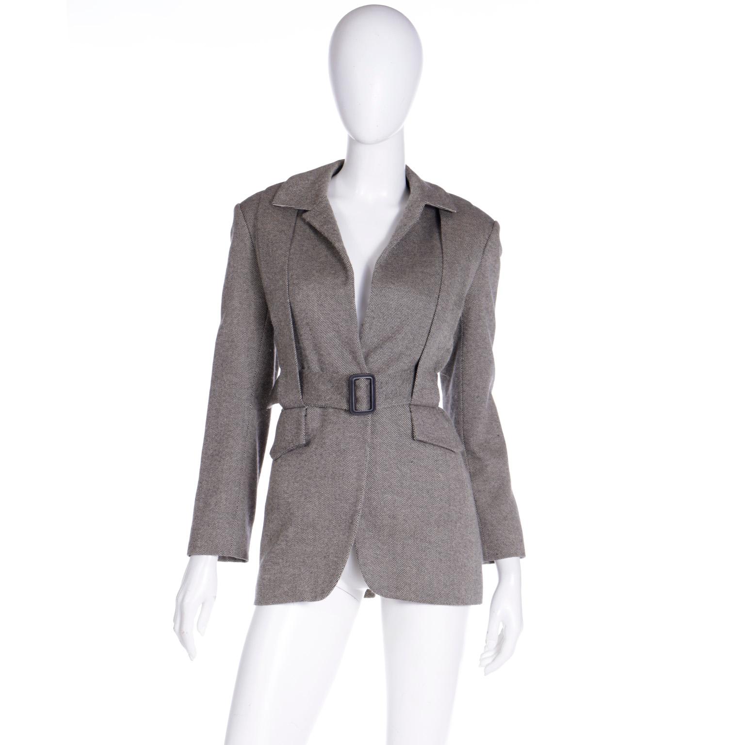 Isaac Mizrahi F/W 1994 Runway Vintage Ceinture  Veste en laine noire et ivoire avec plis Pour femmes en vente