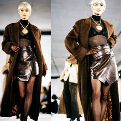 Isaac Mizrahi Herbst 1991 Brauner Leder-Wickelminirock Linda Evangelista Laufsteg