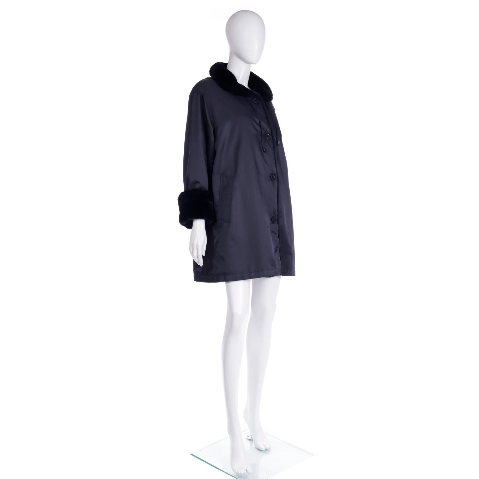Isaac Mizrahi Vintage 1990s Faux Fur Lined Black Coat All Weather Rain Jacket For Sale 1