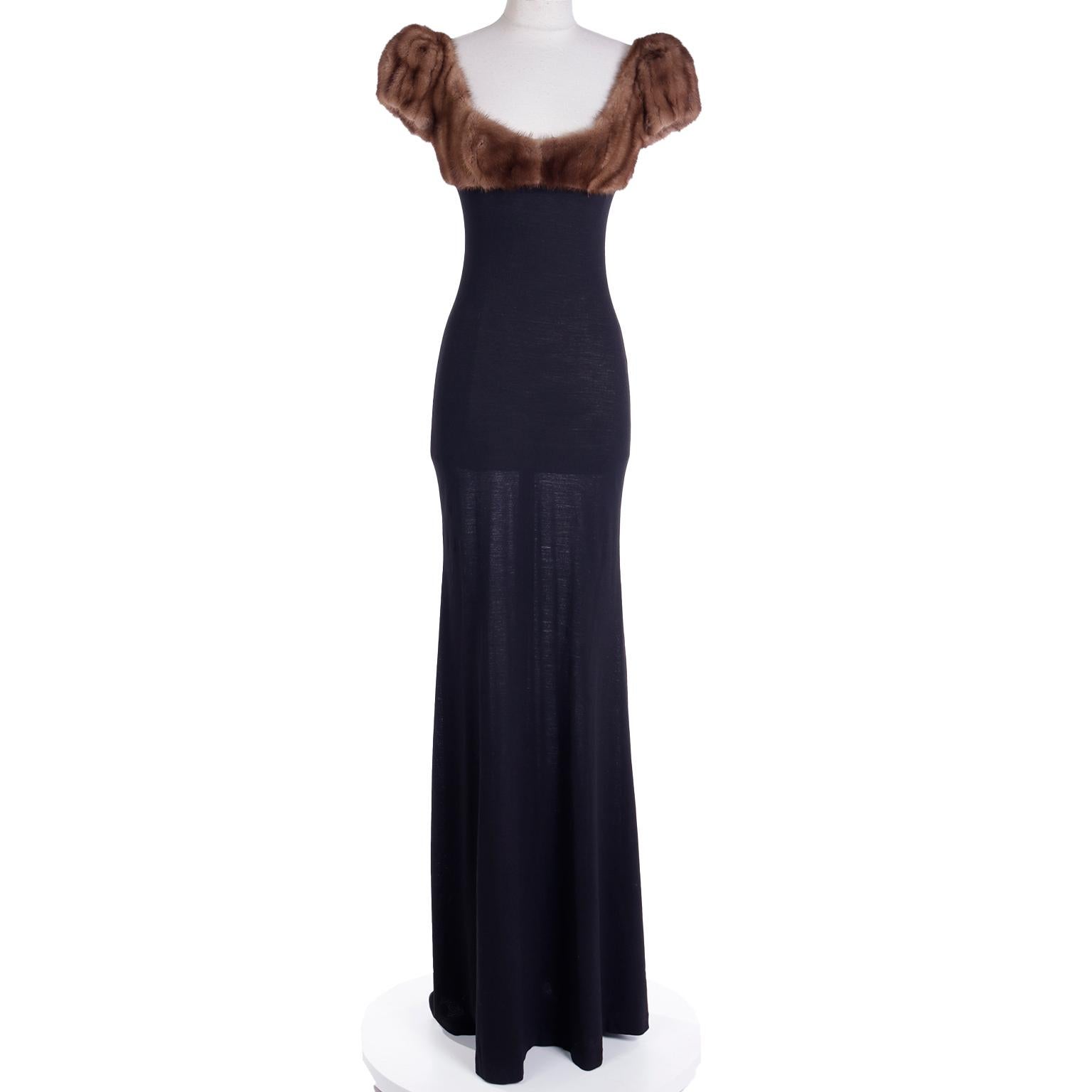Isaac Mizrahi Vintage Tiny Label F/W 1997 Runway Evening Gown With Mink Fur Trim In Excellent Condition In Portland, OR