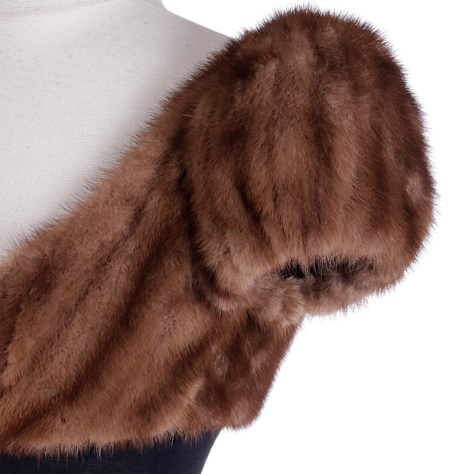 Isaac Mizrahi Vintage Tiny Label F/W 1997 Runway Evening Gown With Mink Fur Trim 4