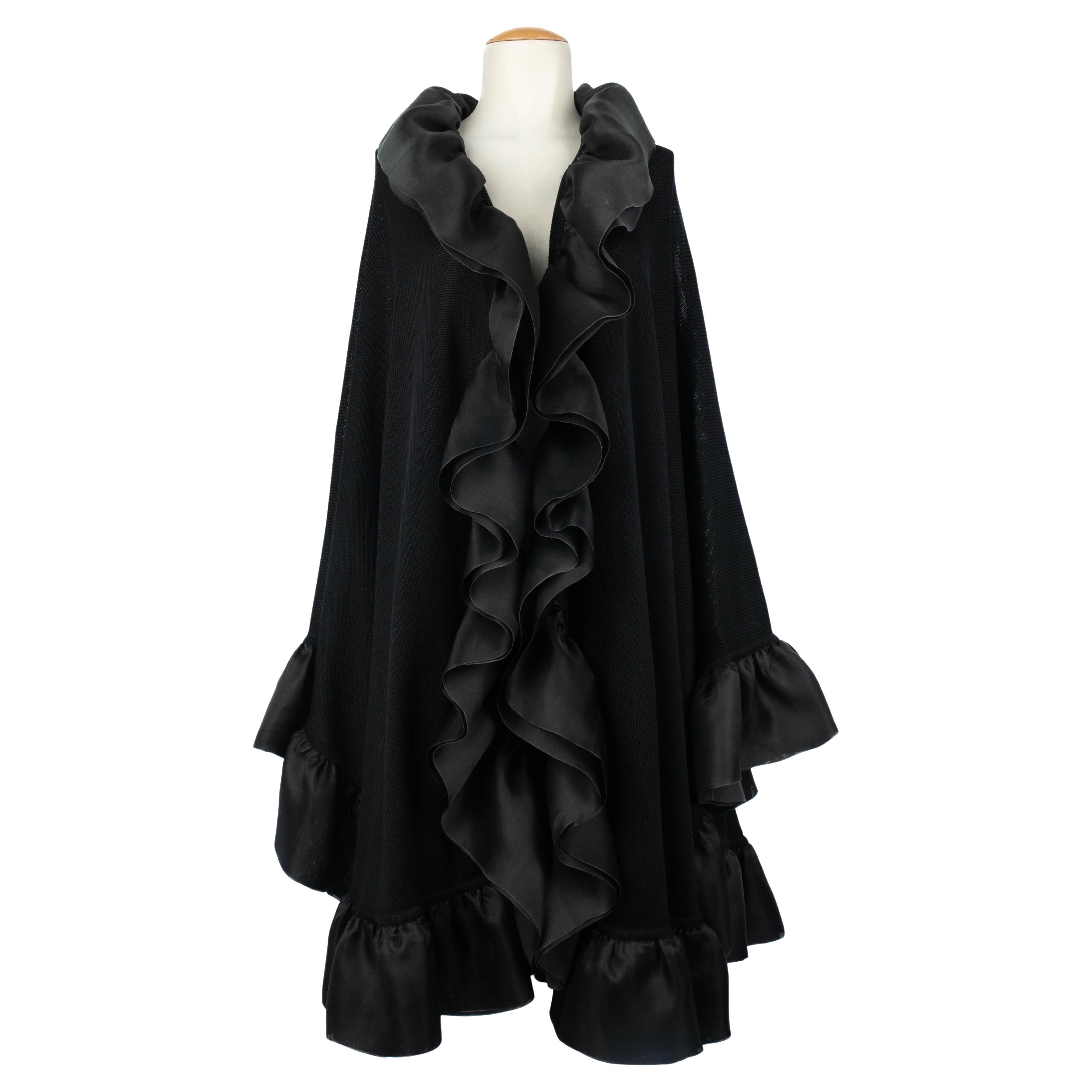 Mantella di seta nera Isabel Canovas in vendita