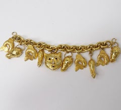 Isabel Canovas Bracelet à breloques en forme de poisson de chat, circa 1980