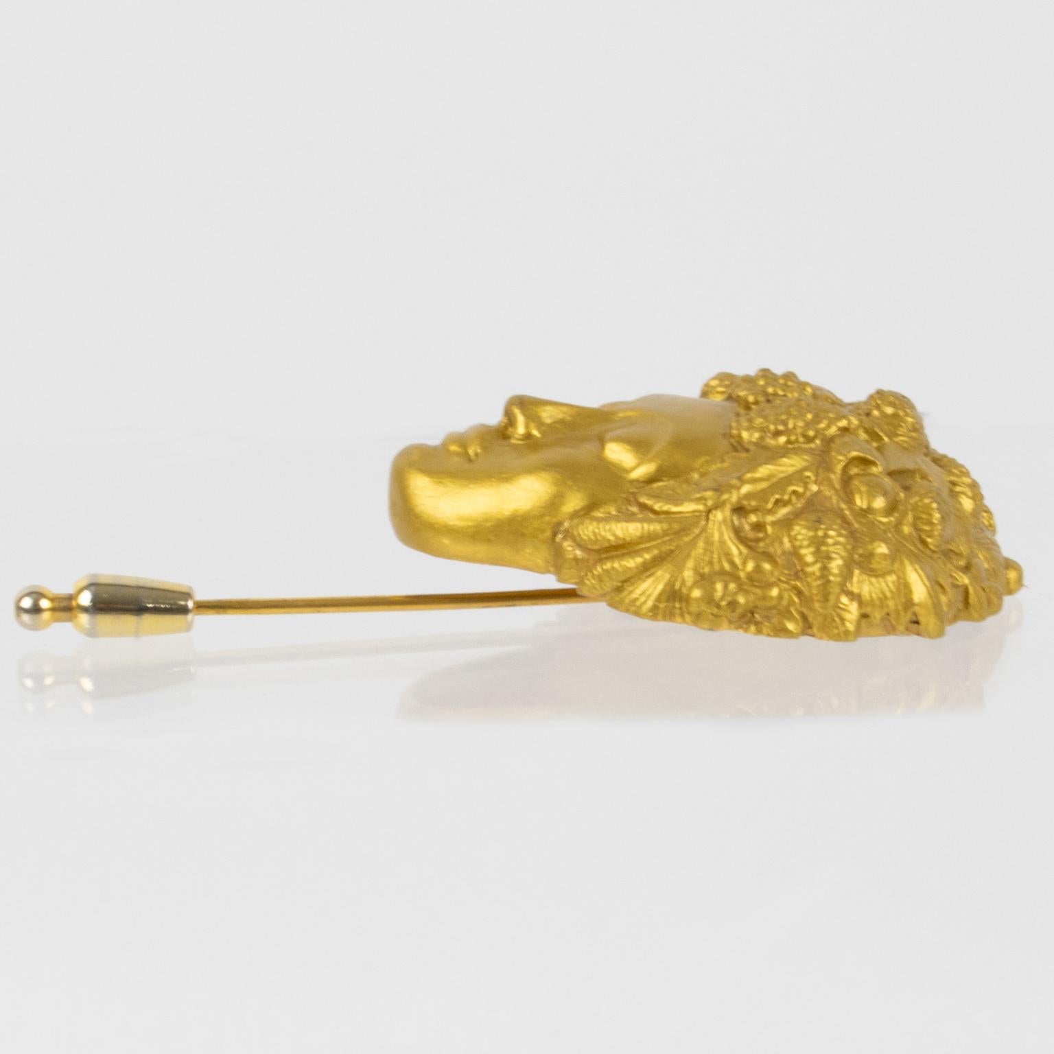 Isabel Canovas Gilt Bronze Face Pin Brooch For Sale 2