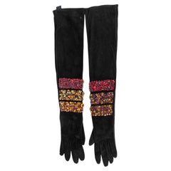 Isabel Canovas jewelry gloves