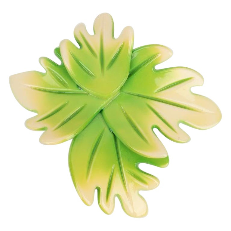 Isabel Canovas Leaf Hair Clip en résine verte en vente