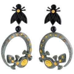 Isabel Canovas Lizard and HoneyBee Resin Dangle Carved Clip-on Earrings