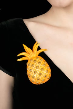 Spilla a forma di ananas di Canovas, realizzata da Isabel Canovas, intorno al 1980