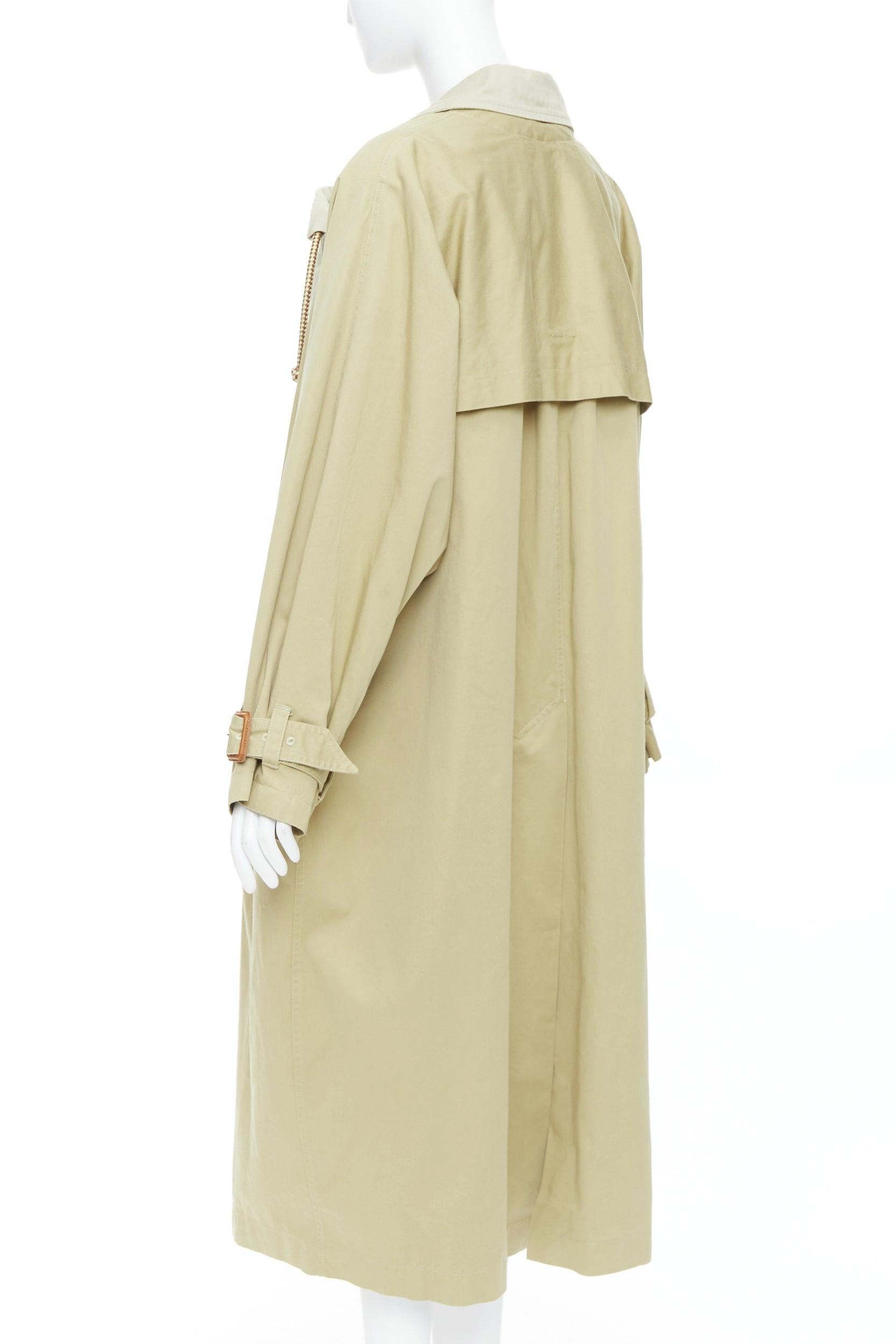 ISABEL MARANT 2023 Runway Ebani, trench in cotone bicolore con coulisse FR34 XS in vendita 2