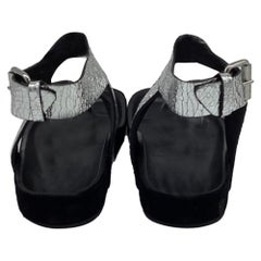 Sandales plates à bride à la cheville Isabel Marant en cuir argenté métallisé