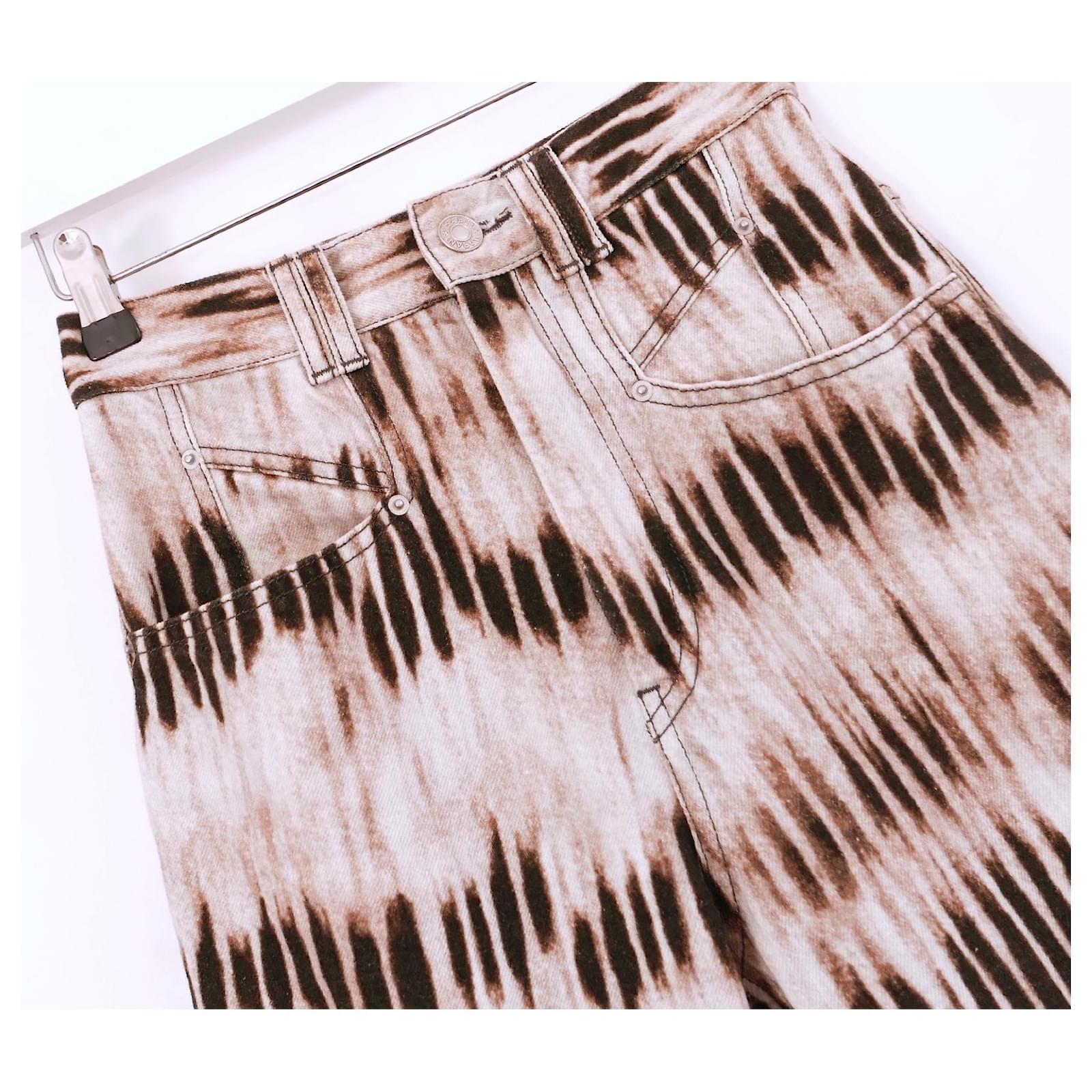 Super cool Isabel Marant printed jeans from the Fall 2019 Collection. unworn. Made from brown and beige tie dye printed cotton denim, they have a high waistededed cut with feature front pockets and cropped legs. Size FR34/UK6. Measures approx -