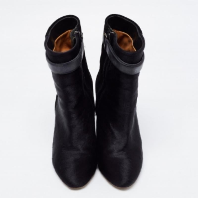 Isabel Marant Black Calf Hair and Suede Wedge Ankle Boots Size 36 In Good Condition For Sale In Dubai, Al Qouz 2