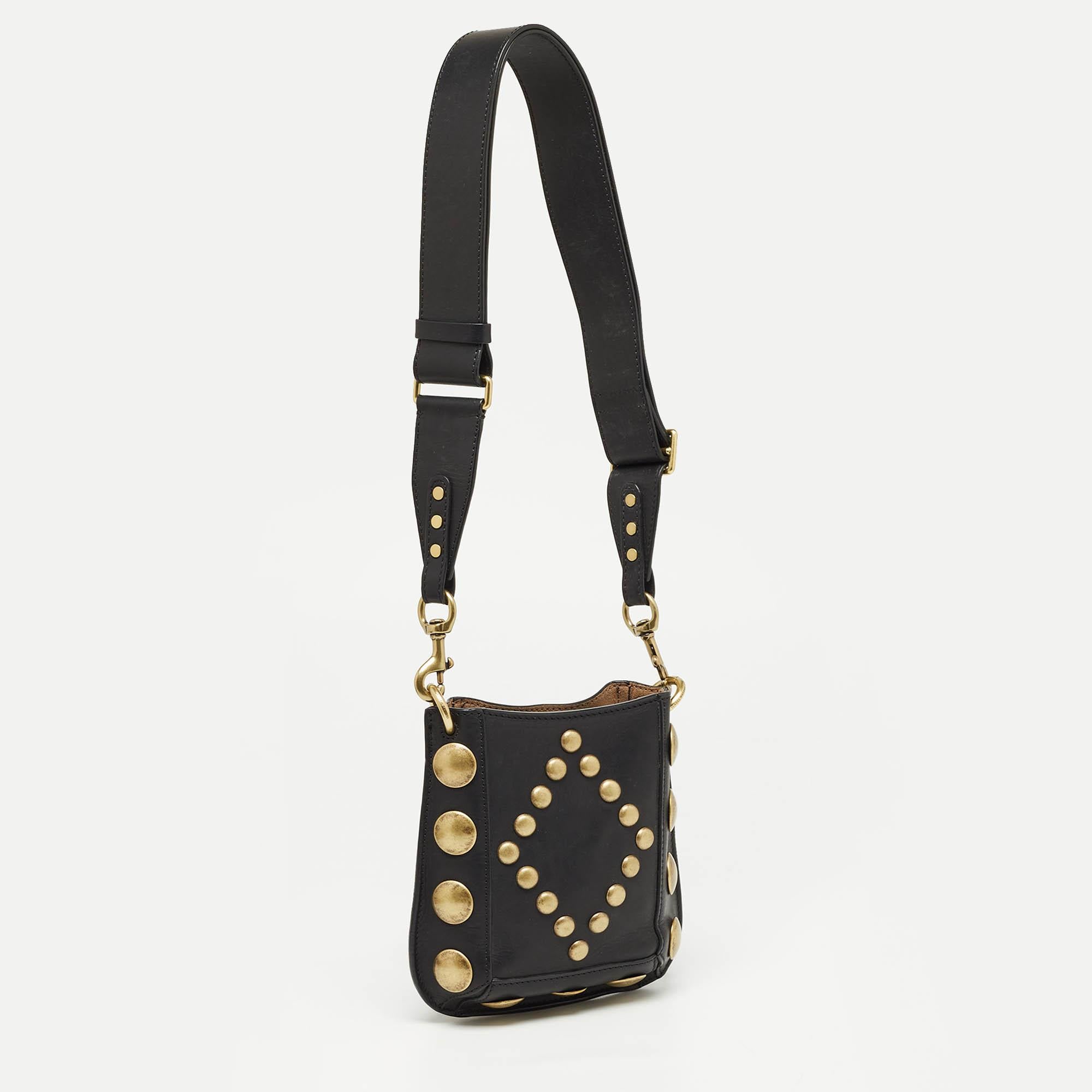 Isabel Marant Black Leather Nasko Studded Crossbody Bag In Good Condition For Sale In Dubai, Al Qouz 2