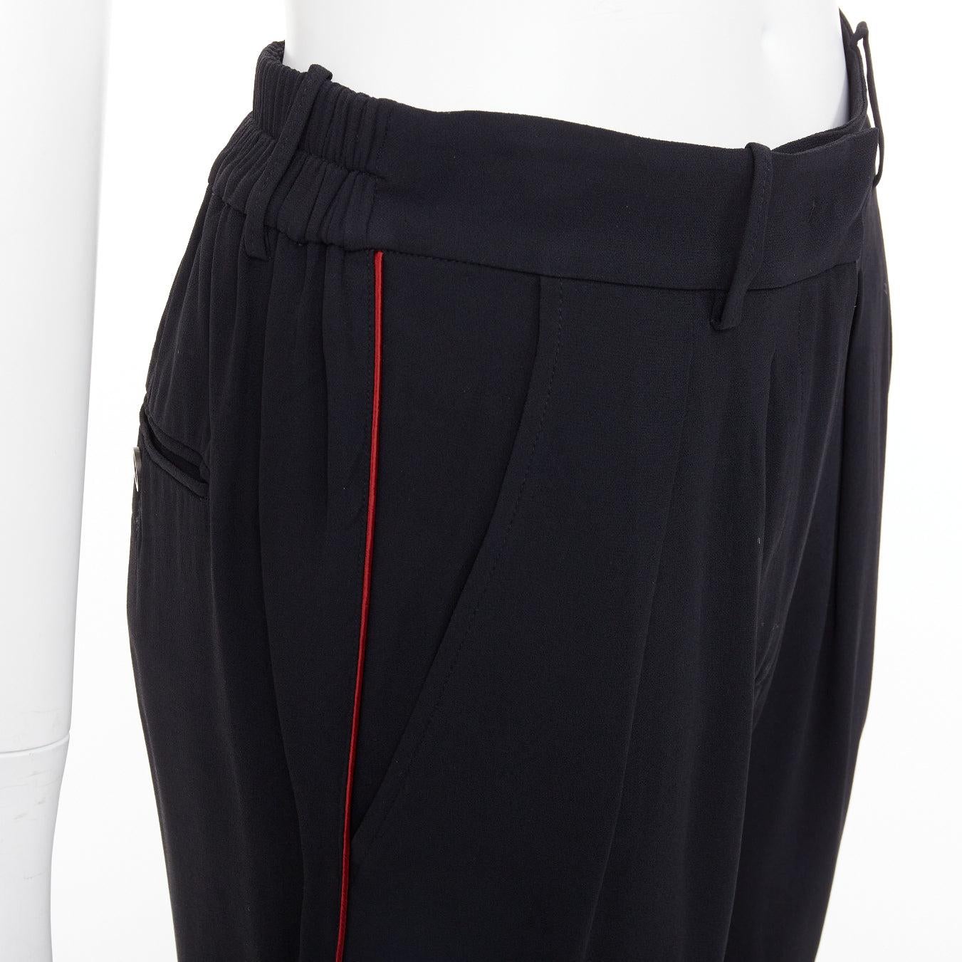 Noir ISABEL MARANT - Pantalon capri coupe droite à plis, passepoil rouge et noir FR36 S en vente
