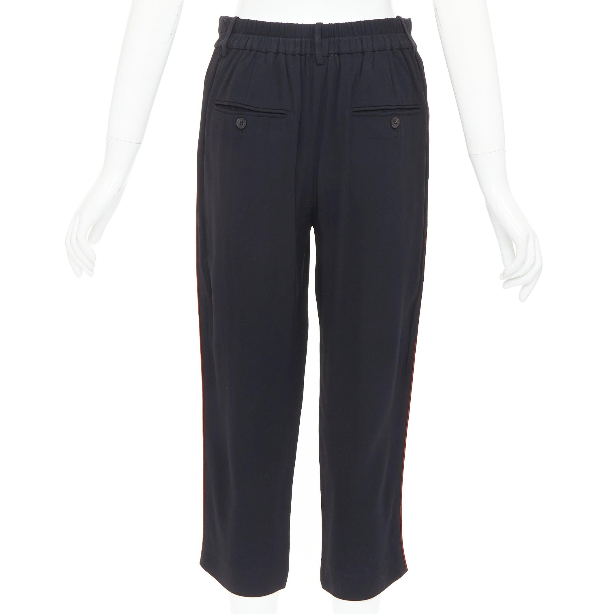 ISABEL MARANT - Pantalon capri coupe droite à plis, passepoil rouge et noir FR36 S en vente 1