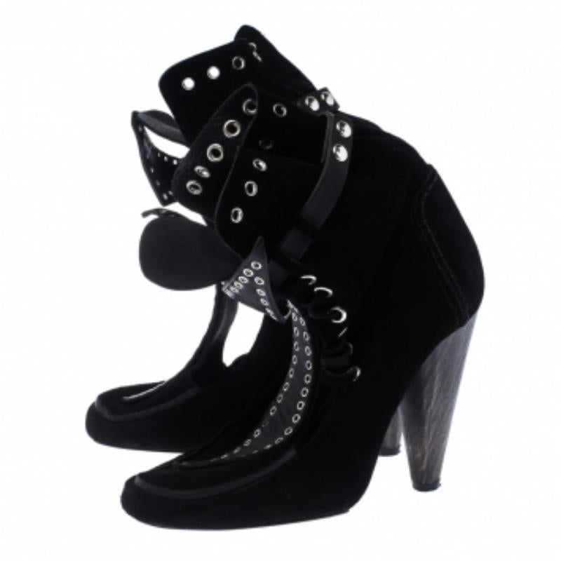 Isabel Marant Schwarz Wildleder Öse Cut Out Schleife Stiefeletten Größe 37 im Angebot 4