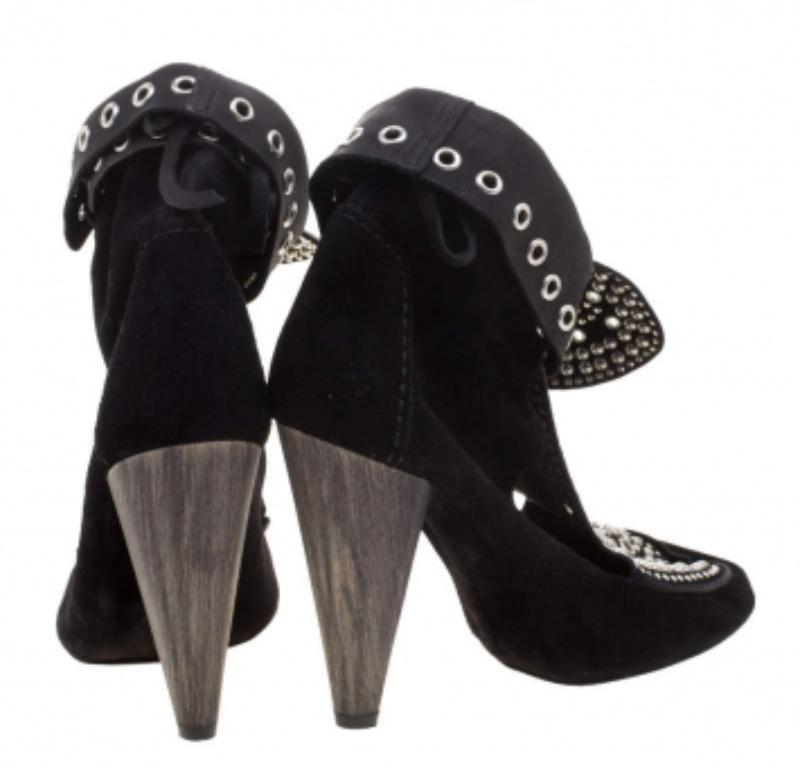 Isabel Marant Black Suede Mossa Studded Cutout Ankle Boots Size 36 For Sale 2