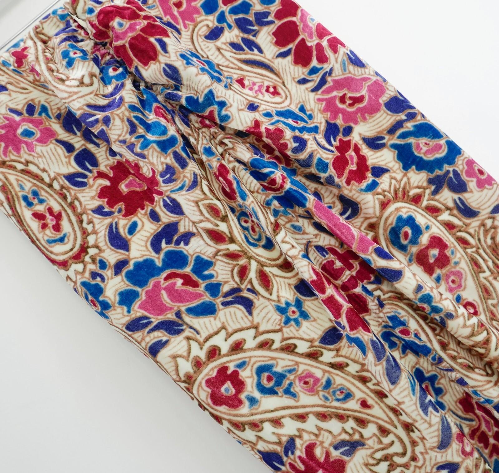 Isabel Marant Breenea Falda Midi de Terciopelo Floral y Paisley en Nuevo estado para la venta en London, GB