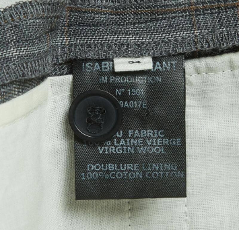 Ce pantalon rehausse votre tenue de soirée. Conçu dans une silhouette et une coupe superbes, ce pantalon vous donnera à coup sûr une allure élégante.