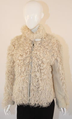 Isabel Marant Etoile Bomberjacke aus Lammfell mit geschwungenem Shearling