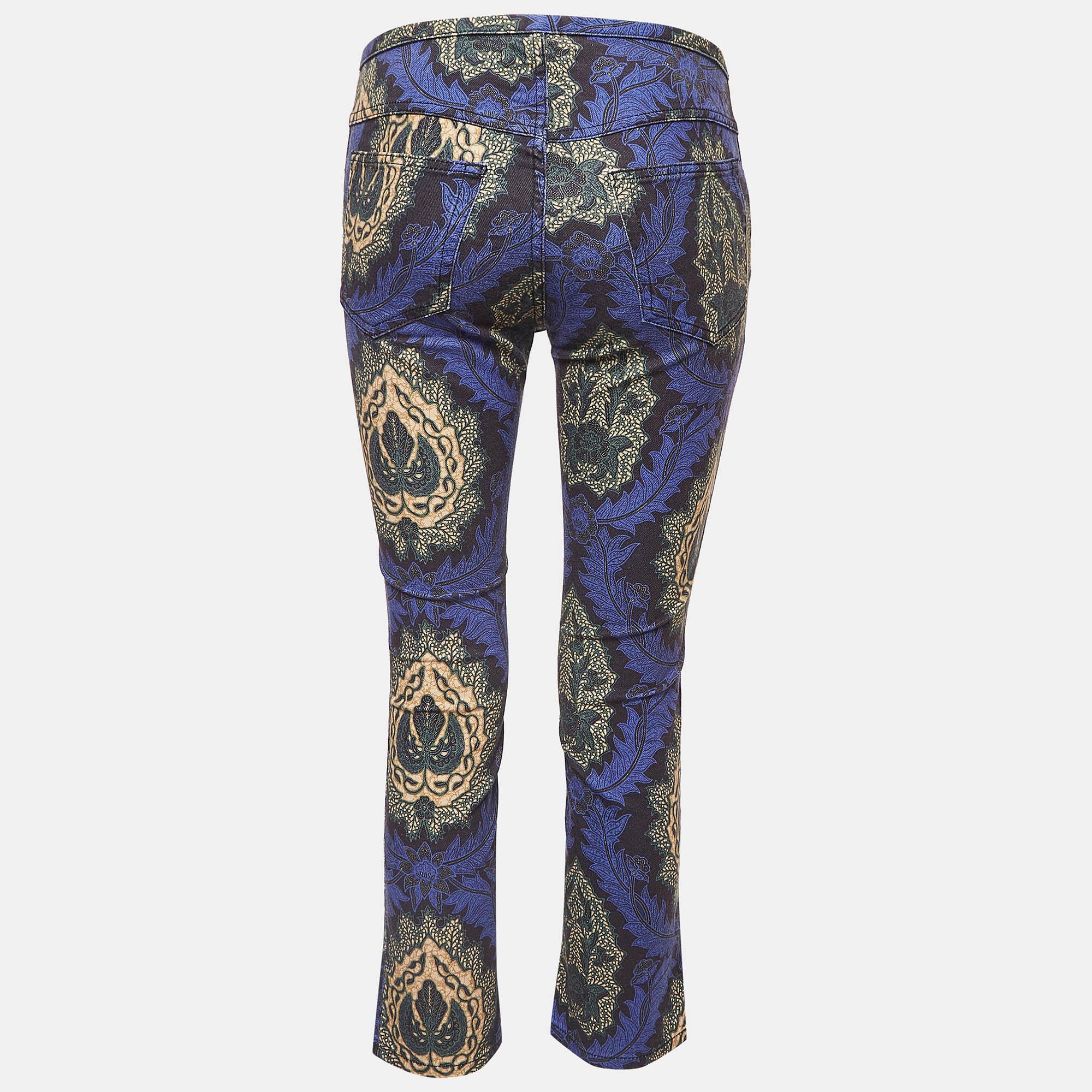 Impeccably tailored pants are a staple in a well-curated wardrobe. These designer trousers are finely sewn to give you the desired look and all-day comfort.
