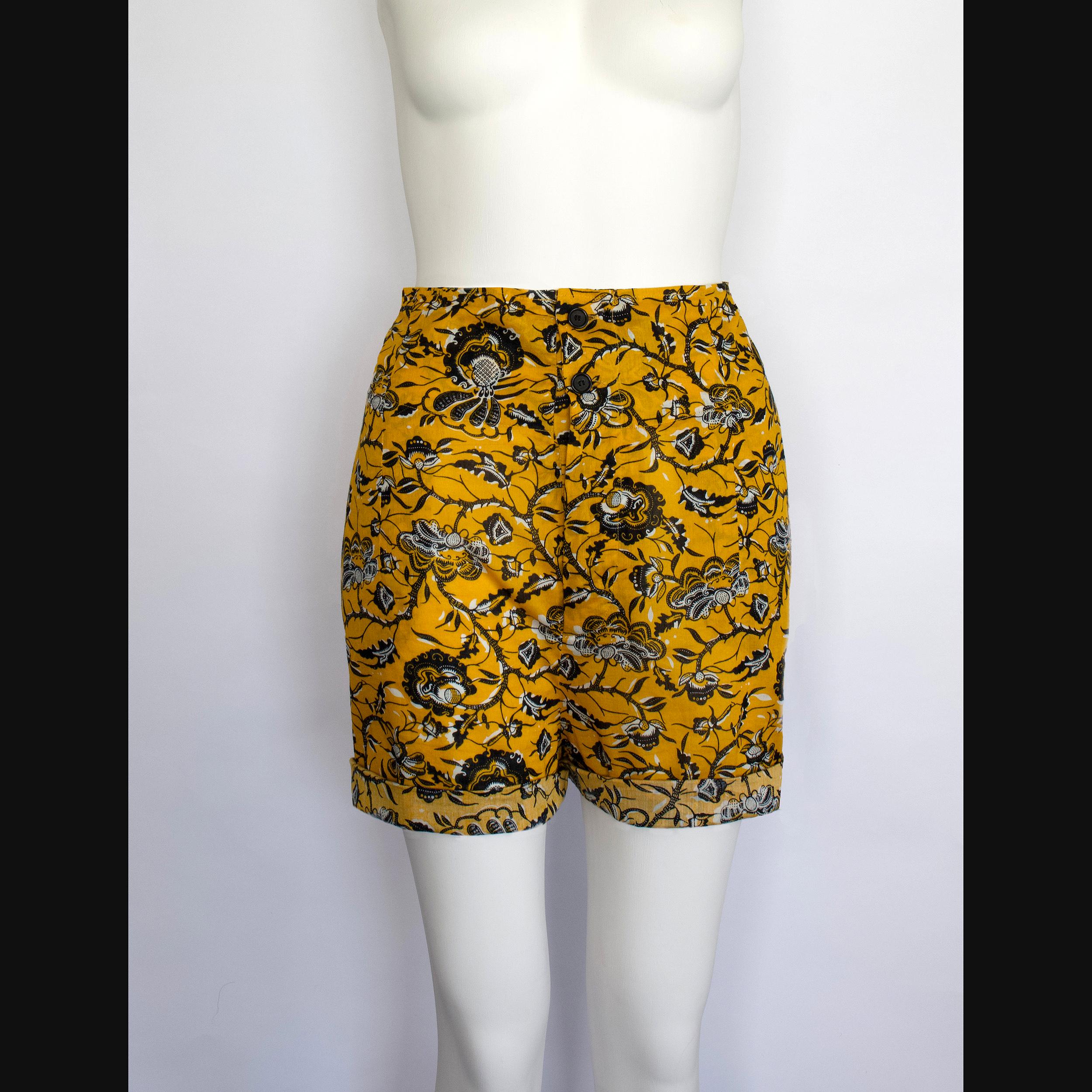 Isabel Marant Etoile - Shorts - Cotton - Yellow, Black + White Floral Print  In Good Condition In KENT, GB