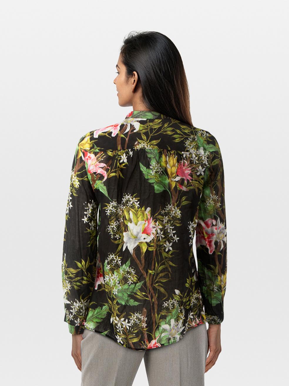 CONDITION is VeryGood. Hardly any visible wear to the top is evident on this used Isabel Marant √âtoile designer resale item.
 
 
 
 Details
 
 
 Multicolour- black, green
 
 Cotton
 
 Blouse
 
 Long sleeves
 
 Round neck
 
 Button up fastening
 
 
