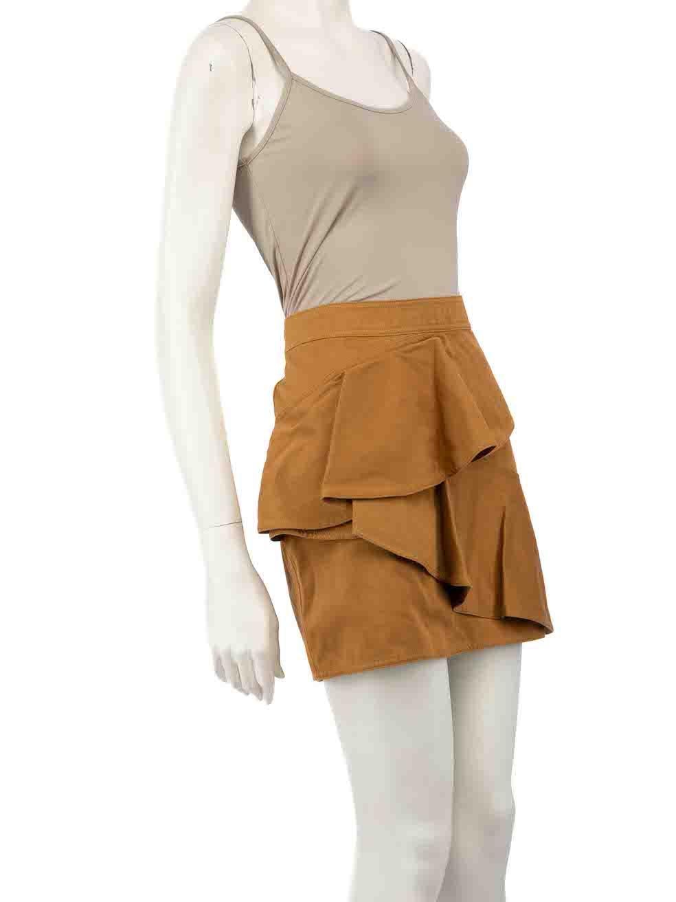 CONDITION is Very good. Hardly any visible wear to skirt is evident on this used Isabel Marant Étoile designer resale item.
 
 
 
 Details
 
 
 Brown
 
 Cotton
 
 Skirt
 
 Ruffle trim
 
 Mini
 
 Back zip fastening
 
 
 
 
 
 Made in Tunisia
 
 
 
