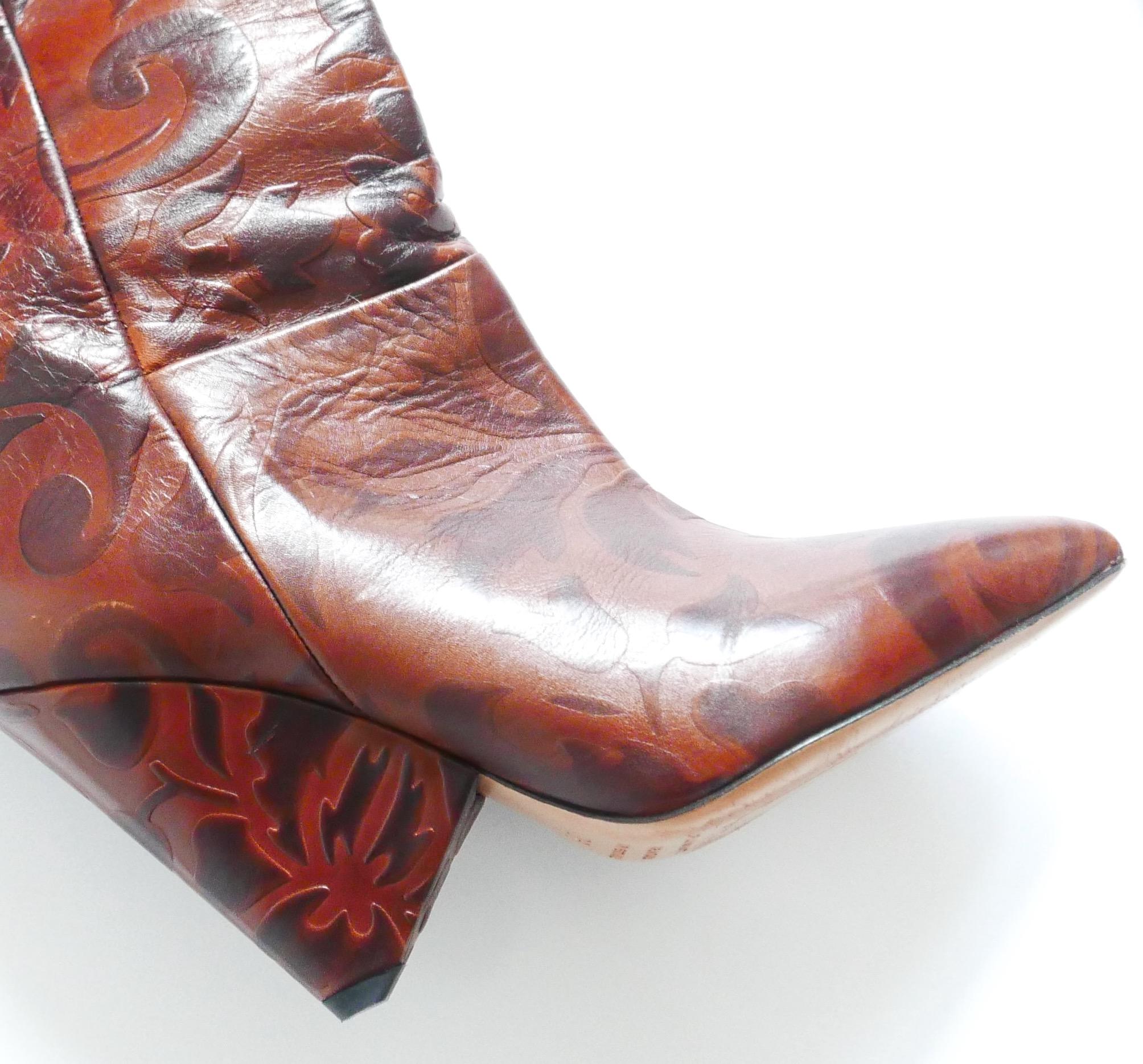 Isabel Marant Lostynn AW17 Brown Embossed Leather Thigh High Boots In Excellent Condition For Sale In London, GB