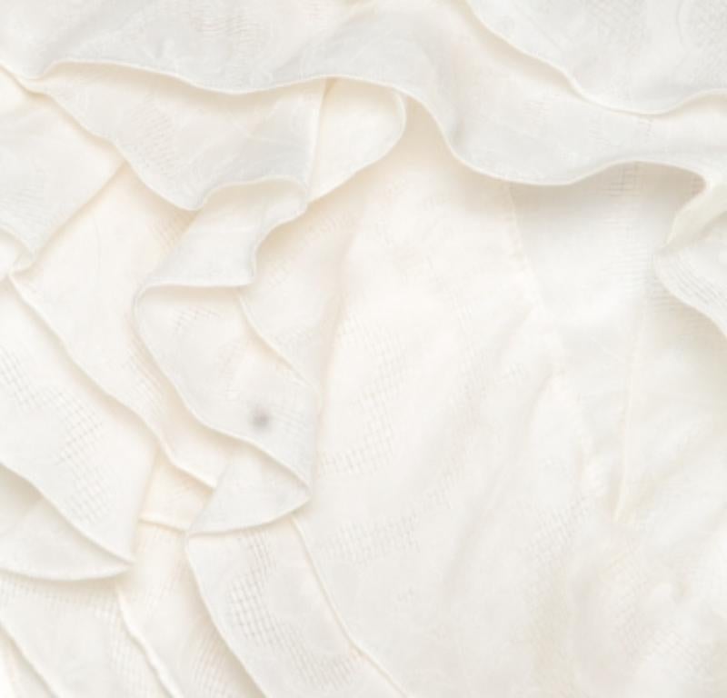 Isabel Marant Weißes Kleid mit Blumenmuster aus Seide und Rüschen mit einer Schulterpartie S im Angebot 1