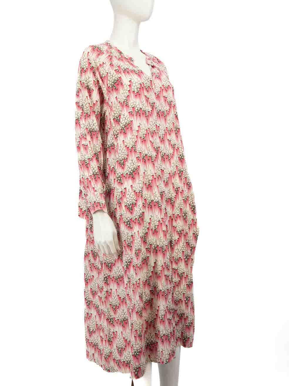CONDITION is Very good. Hardly any visible wear to dress is evident on this used Isabel Marant designer resale item.
 
 
 
 Details
 
 
 Pink
 
 Silk
 
 Dress
 
 Abstract pattern
 
 V-neck
 
 Long sleeves
 
 Buttoned cuffs
 
 Midi
 
 2x Side