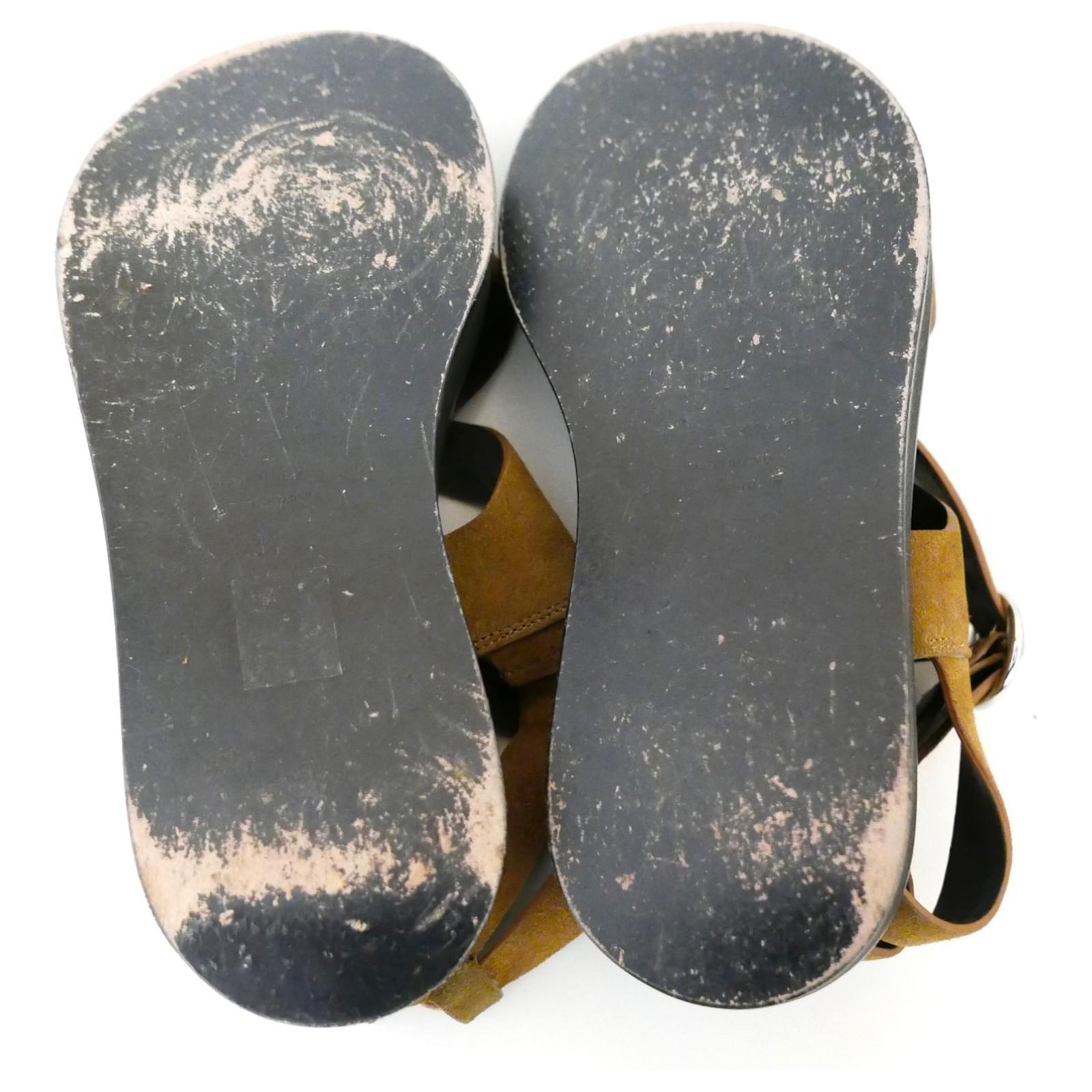 Isabel Marant flache Sandalen aus Sand Wildleder in Flachform im Angebot 1