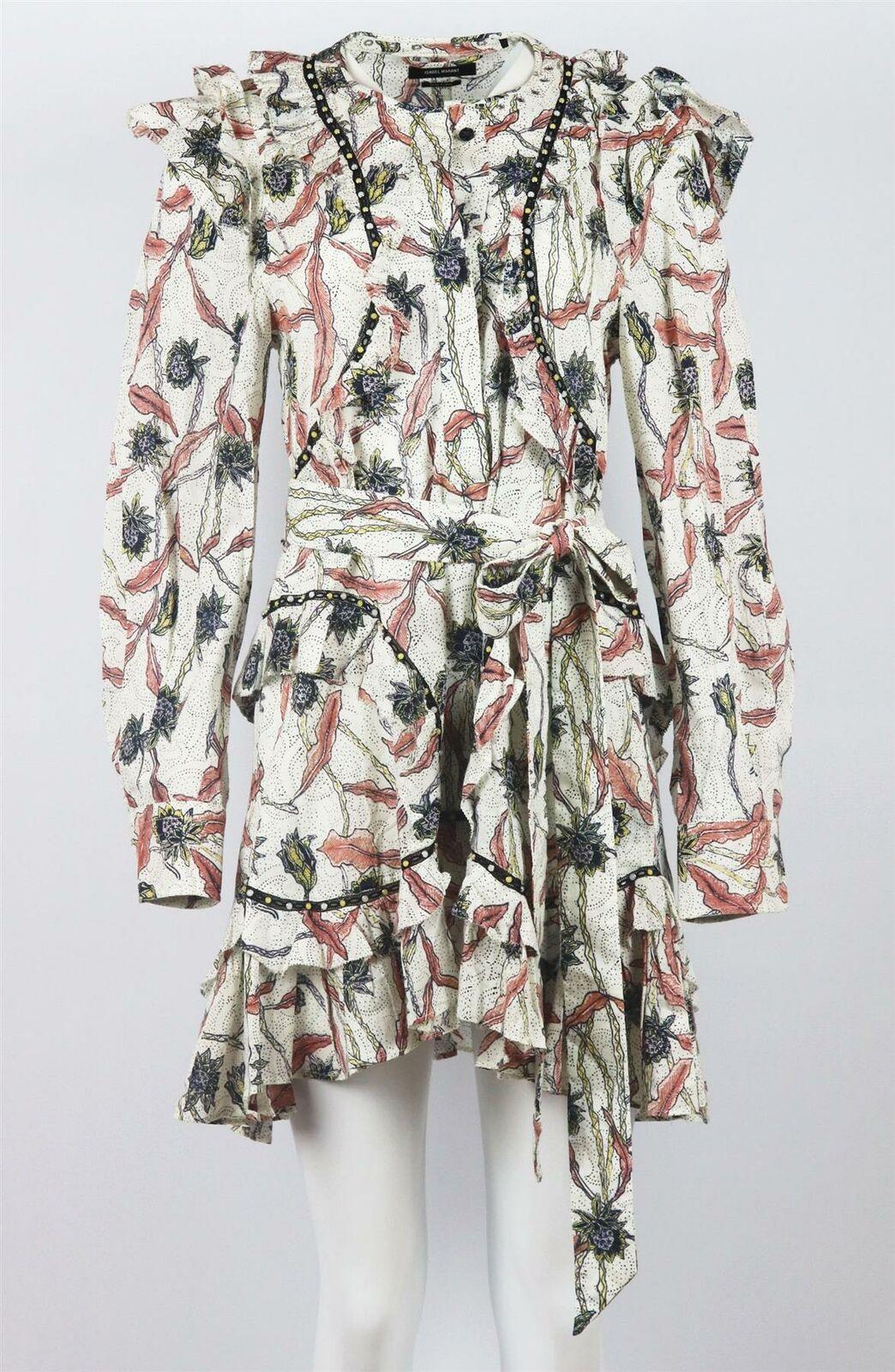 Dieses Ullo-Kleid aus der Frühjahrskollektion von Isabel Marant ist aus Baumwolle mit Blumendruck gefertigt und zeichnet sich durch eine Fülle von Rüschen aus, die die Leichtigkeit und Fließfähigkeit des Stoffes unterstreichen und durch eine Reihe