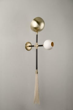 Isabel Moncada GOGO Sconce, ottone e porcellana, design etnico, New