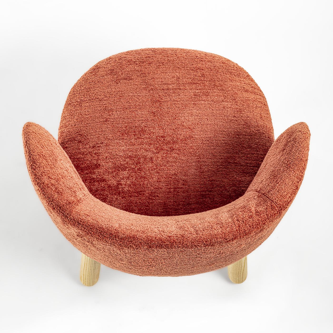 Isabel Roter Stuhl (Textil)
