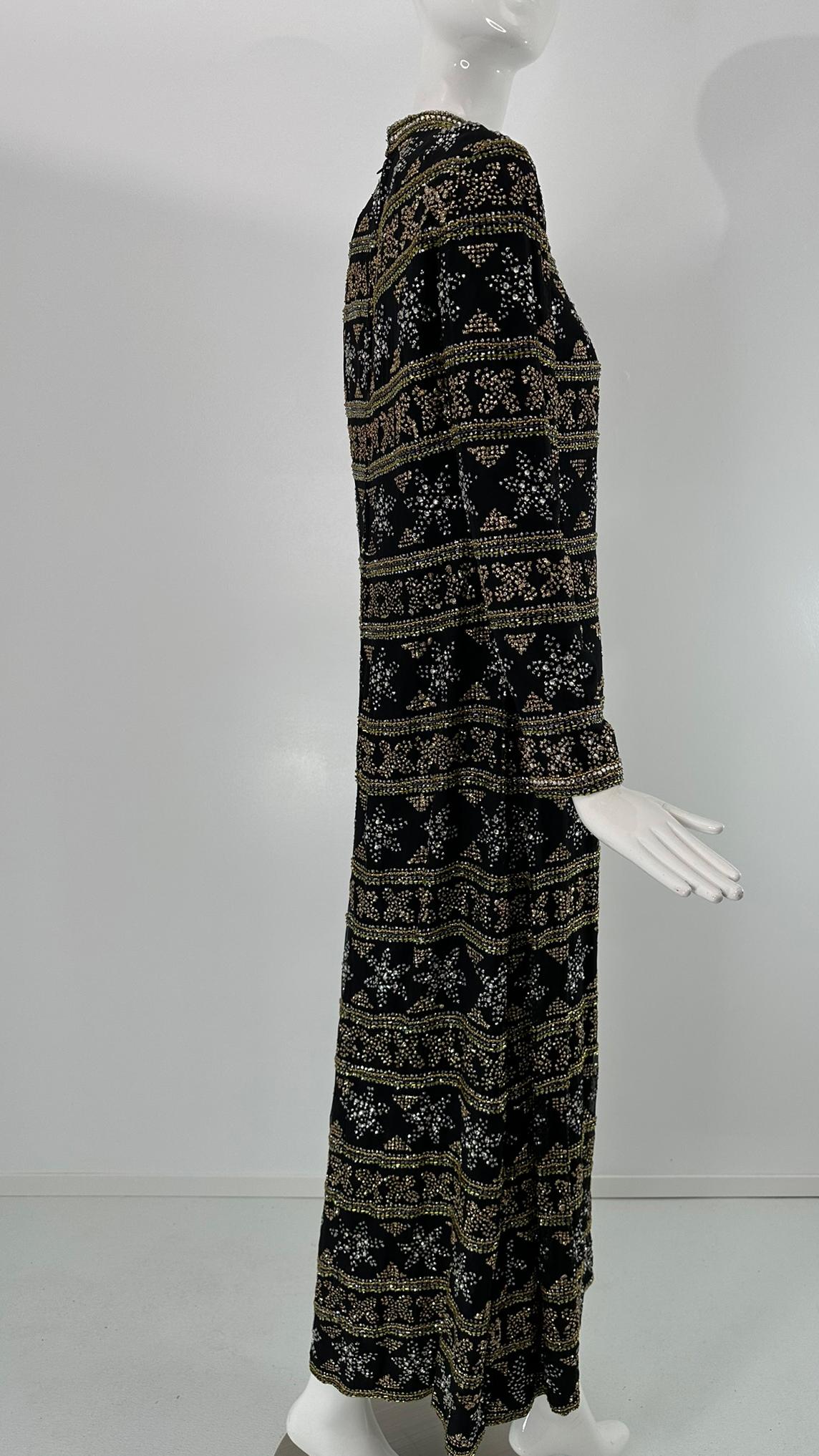 Isabell Gerhart Schwarz Seide Kristall Strass Gold Perlen Abendkleid 1970s im Angebot 4