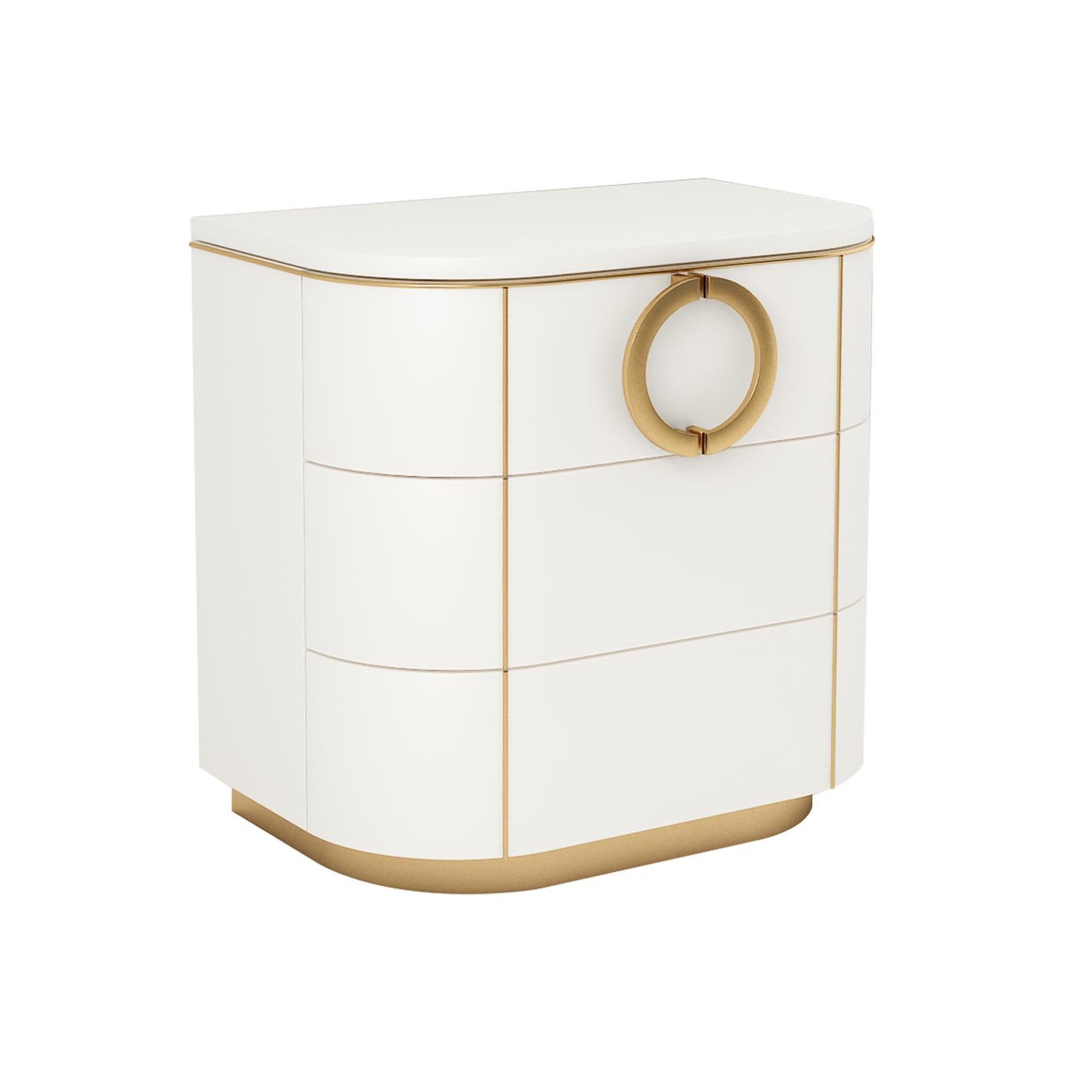 Designed by IC and realized by expert Italian artisans, the Maddalena nightstand features rounded corners and is available in two versions: with one door or three drawers.
This piece is elegantly enriched with brass, or powder coated metal,