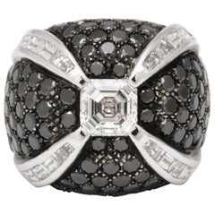 Isabelle Adjani Black and White Diamond Ring by Edouard Nahum