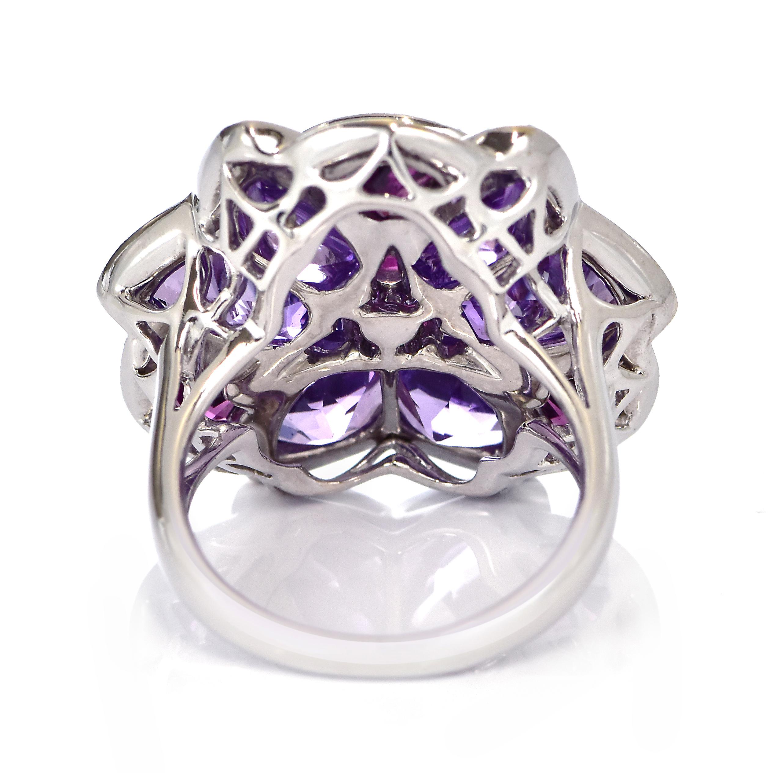 Isabelle Langlois Paris, bague en or 18 carats et grenat rhodolite 3